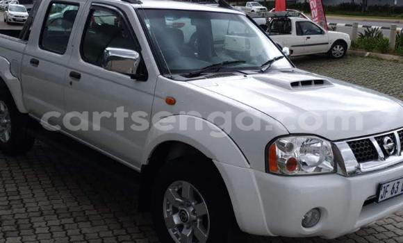 Buy Used Nissan NP 300 White Car in Mbabane in Manzini Buy Used Nissan NP 300 White Car in Mbabane in Manzini
