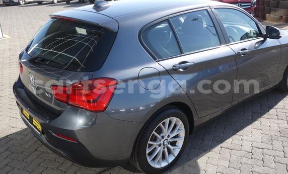 Acheter Occasion Voiture BMW 1–Series Blanc à Manzini, Manzini Acheter Occasion Voiture BMW 1–Series Blanc à Manzini, Manzini