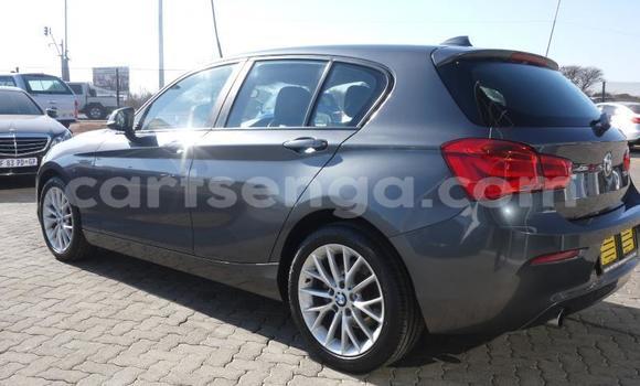 Acheter Occasion Voiture BMW 1–Series Blanc à Manzini, Manzini Acheter Occasion Voiture BMW 1–Series Blanc à Manzini, Manzini