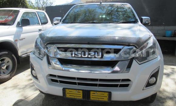 Nunua Ilio tumika Isuzu KB White Gari ndani ya Manzini nchini Manzini