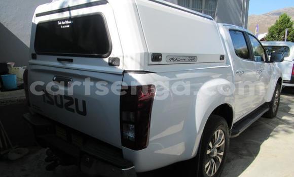 Acheter Occasion Voiture Isuzu KB Blanc à Manzini, Manzini Acheter Occasion Voiture Isuzu KB Blanc à Manzini, Manzini