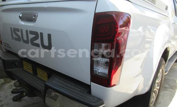 Acheter Occasion Voiture Isuzu KB Blanc à Manzini, Manzini Acheter Occasion Voiture Isuzu KB Blanc à Manzini, Manzini