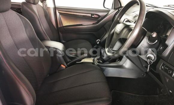 Nunua Ilio tumika Isuzu KB White Gari ndani ya Manzini nchini Manzini Nunua Ilio tumika Isuzu KB White Gari ndani ya Manzini nchini Manzini