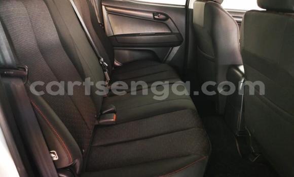 Nunua Ilio tumika Isuzu KB White Gari ndani ya Manzini nchini Manzini Nunua Ilio tumika Isuzu KB White Gari ndani ya Manzini nchini Manzini