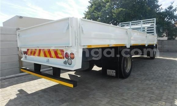 Acheter Occasion Utilitaire Hino 300 Series Blanc à Mbabane, Manzini Acheter Occasion Utilitaire Hino 300 Series Blanc à Mbabane, Manzini