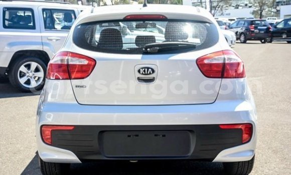 Nunua Ilio tumika Kia Rio Silver Gari ndani ya Mbabane nchini Manzini Nunua Ilio tumika Kia Rio Silver Gari ndani ya Mbabane nchini Manzini