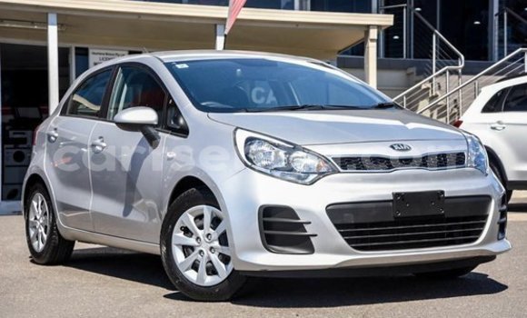 Nunua Ilio tumika Kia Rio Silver Gari ndani ya Mbabane nchini Manzini Nunua Ilio tumika Kia Rio Silver Gari ndani ya Mbabane nchini Manzini