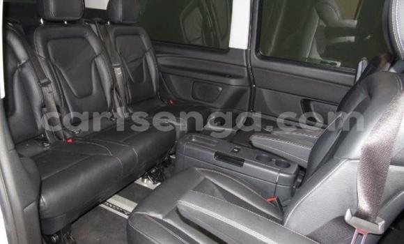 Buy Used Mercedes‒Benz V-klasse White Car in Manzini in Manzini Buy Used Mercedes‒Benz V-klasse White Car in Manzini in Manzini