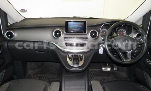 Buy Used Mercedes‒Benz V-klasse White Car in Manzini in Manzini Buy Used Mercedes‒Benz V-klasse White Car in Manzini in Manzini