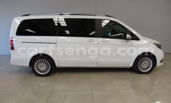 Buy Used Mercedes‒Benz V-klasse White Car in Manzini in Manzini Buy Used Mercedes‒Benz V-klasse White Car in Manzini in Manzini