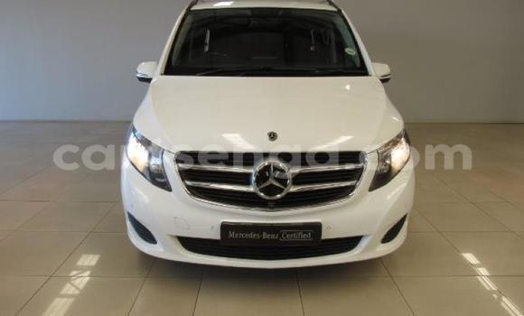 Buy Used Mercedes‒Benz V-klasse White Car in Manzini in Manzini Buy Used Mercedes‒Benz V-klasse White Car in Manzini in Manzini