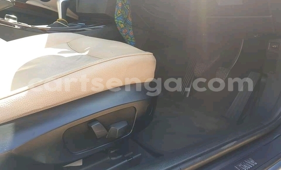 Acheter Occasion Voiture BMW 3200 Gris à Mbabane, Manzini Acheter Occasion Voiture BMW 3200 Gris à Mbabane, Manzini