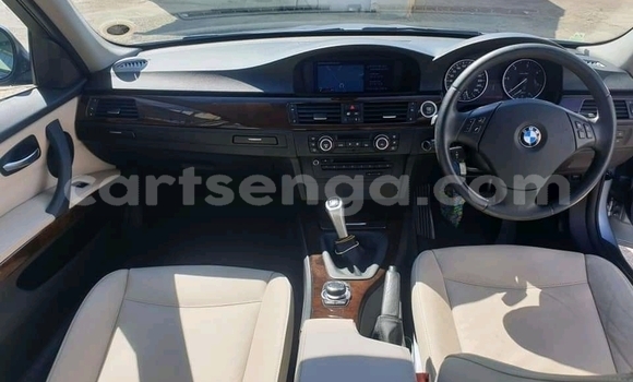 Acheter Occasion Voiture BMW 3200 Gris à Mbabane, Manzini Acheter Occasion Voiture BMW 3200 Gris à Mbabane, Manzini