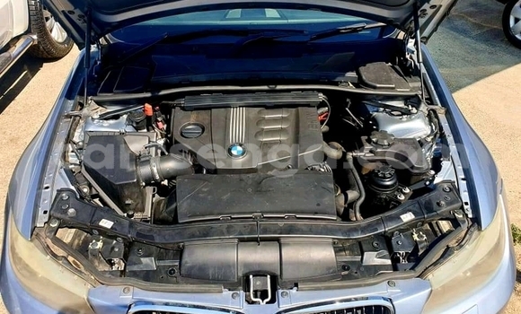 Acheter Occasion Voiture BMW 3200 Gris à Mbabane, Manzini Acheter Occasion Voiture BMW 3200 Gris à Mbabane, Manzini