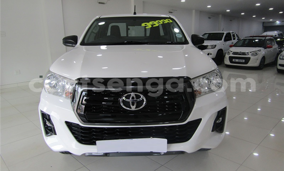 Buy Used Toyota Hilux White Car in Mbabane in Manzini Buy Used Toyota Hilux White Car in Mbabane in Manzini