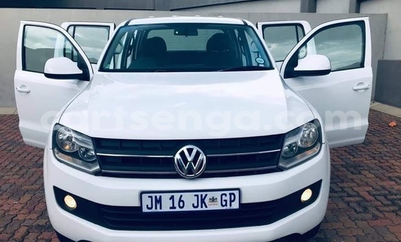 Buy Used Volkswagen Amarok White Car in Mbabane in Manzini Buy Used Volkswagen Amarok White Car in Mbabane in Manzini