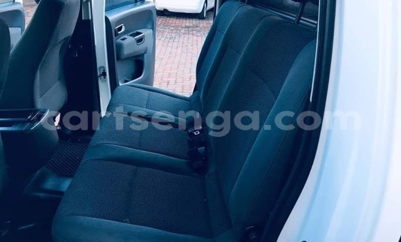 Buy Used Volkswagen Amarok White Car in Mbabane in Manzini Buy Used Volkswagen Amarok White Car in Mbabane in Manzini