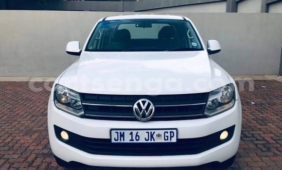 Buy Used Volkswagen Amarok White Car in Mbabane in Manzini Buy Used Volkswagen Amarok White Car in Mbabane in Manzini