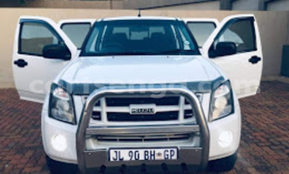 Buy Used Isuzu KB White Car in Mbabane in Manzini Buy Used Isuzu KB White Car in Mbabane in Manzini