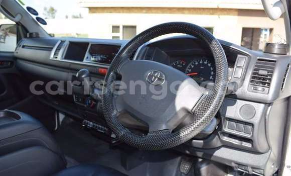 Acheter Occasion Voiture Toyota Hiace Blanc à Mbabane, Manzini Acheter Occasion Voiture Toyota Hiace Blanc à Mbabane, Manzini