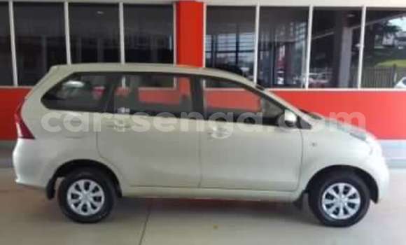 Nunua Ilio tumika Toyota Avanza Silver Gari ndani ya Mbabane nchini Manzini Nunua Ilio tumika Toyota Avanza Silver Gari ndani ya Mbabane nchini Manzini
