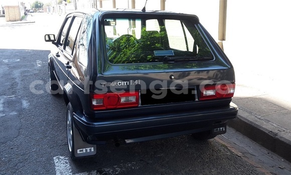 Nunua Ilio tumika Volkswagen Golf Black Gari ndani ya Mbabane nchini Manzini Nunua Ilio tumika Volkswagen Golf Black Gari ndani ya Mbabane nchini Manzini