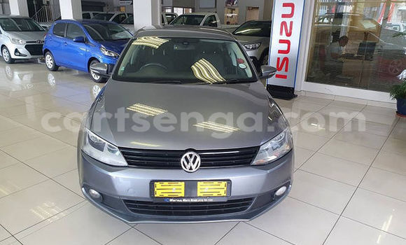 Nunua Ilio tumika Volkswagen Jetta Silver Gari ndani ya Manzini nchini Manzini Nunua Ilio tumika Volkswagen Jetta Silver Gari ndani ya Manzini nchini Manzini