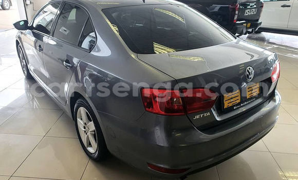 Nunua Ilio tumika Volkswagen Jetta Silver Gari ndani ya Manzini nchini Manzini Nunua Ilio tumika Volkswagen Jetta Silver Gari ndani ya Manzini nchini Manzini