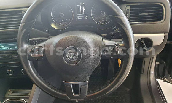 Nunua Ilio tumika Volkswagen Jetta Silver Gari ndani ya Manzini nchini Manzini Nunua Ilio tumika Volkswagen Jetta Silver Gari ndani ya Manzini nchini Manzini