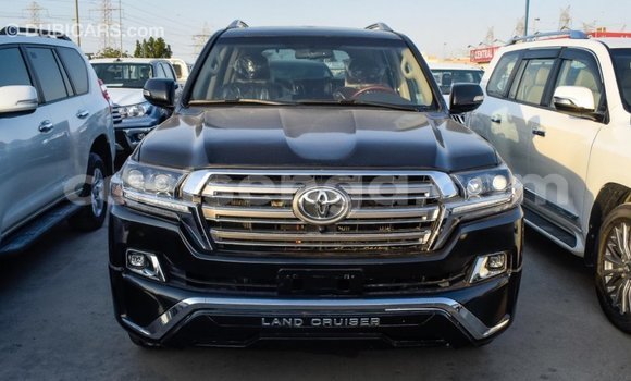 Buy Import Toyota Land Cruiser Black Car in Import - Dubai in Hhohho Buy Import Toyota Land Cruiser Black Car in Import - Dubai in Hhohho