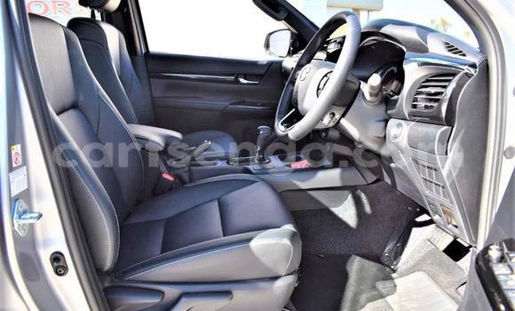 Nunua Ilio tumika Toyota Hilux Silver Gari ndani ya Manzini nchini Manzini Nunua Ilio tumika Toyota Hilux Silver Gari ndani ya Manzini nchini Manzini