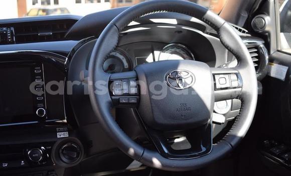 Nunua Ilio tumika Toyota Hilux Silver Gari ndani ya Manzini nchini Manzini Nunua Ilio tumika Toyota Hilux Silver Gari ndani ya Manzini nchini Manzini