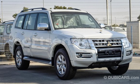 Buy Import Mitsubishi Pajero White Car in Import - Dubai in Hhohho