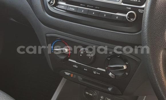 Acheter Occasion Voiture Hyundai i20 Blanc à Manzini, Manzini Acheter Occasion Voiture Hyundai i20 Blanc à Manzini, Manzini