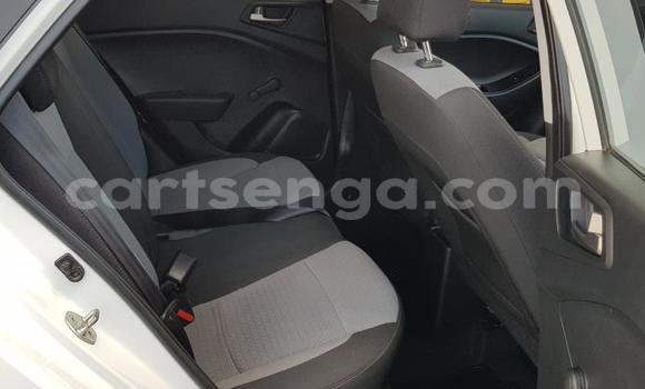 Acheter Occasion Voiture Hyundai i20 Blanc à Manzini, Manzini Acheter Occasion Voiture Hyundai i20 Blanc à Manzini, Manzini
