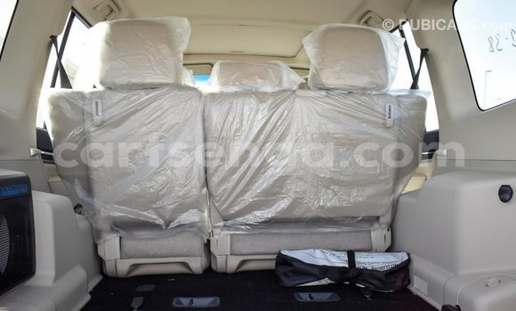 Acheter Import Voiture Mitsubishi Pajero Blanc à Import - Dubai, Hhohho Acheter Import Voiture Mitsubishi Pajero Blanc à Import - Dubai, Hhohho