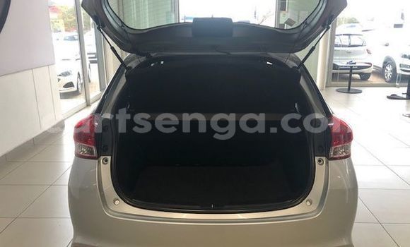 Acheter Occasion Voiture Toyota Yaris Gris à Ezulwini, Hhohho Acheter Occasion Voiture Toyota Yaris Gris à Ezulwini, Hhohho