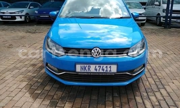 Nunua Ilio tumika Volkswagen Polo Blue Gari ndani ya Ezulwini nchini Hhohho