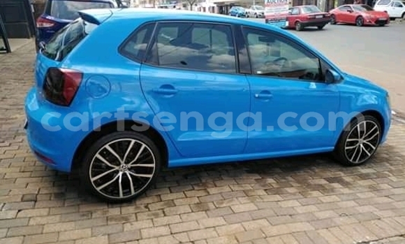 Buy Used Volkswagen Polo Blue Car in Ezulwini in Hhohho Buy Used Volkswagen Polo Blue Car in Ezulwini in Hhohho