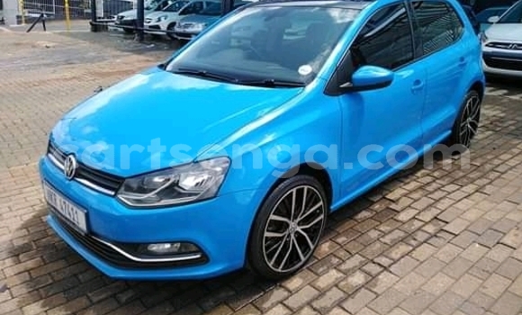 Buy Used Volkswagen Polo Blue Car in Ezulwini in Hhohho Buy Used Volkswagen Polo Blue Car in Ezulwini in Hhohho