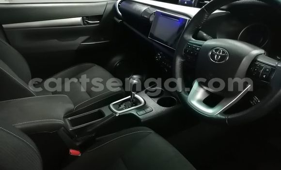 Buy Used Toyota Hilux White Car in Hlatikulu in Shiselweni District Buy Used Toyota Hilux White Car in Hlatikulu in Shiselweni District