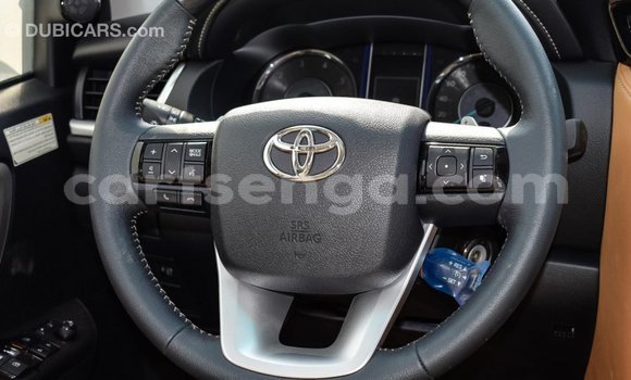 Buy Import Toyota Fortuner White Car in Import - Dubai in Hhohho Buy Import Toyota Fortuner White Car in Import - Dubai in Hhohho