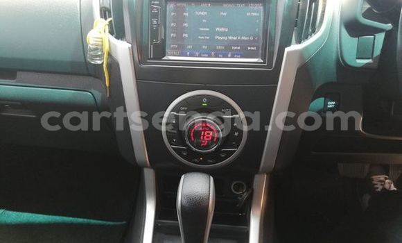 Acheter Occasion Voiture Isuzu KB Gris à Bulembu, Hhohho Acheter Occasion Voiture Isuzu KB Gris à Bulembu, Hhohho