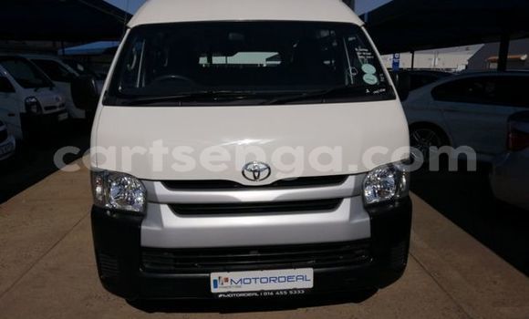 Acheter Occasion Voiture Toyota Hiace Blanc à Ezulwini, Hhohho Acheter Occasion Voiture Toyota Hiace Blanc à Ezulwini, Hhohho