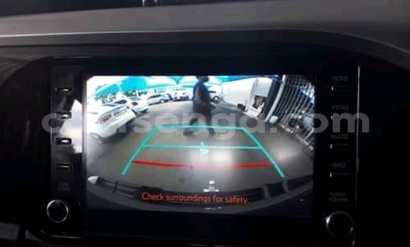 Buy Used Toyota Hilux Silver Car in Mondi in Hhohho Buy Used Toyota Hilux Silver Car in Mondi in Hhohho