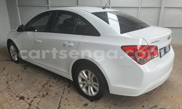 Nunua Ilio tumika Chevrolet Cruze White Gari ndani ya Manzini nchini Manzini Nunua Ilio tumika Chevrolet Cruze White Gari ndani ya Manzini nchini Manzini