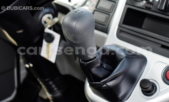 Buy Import Mitsubishi Carisma White Car in Import - Dubai in Hhohho Buy Import Mitsubishi Carisma White Car in Import - Dubai in Hhohho