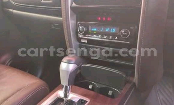 Buy Used Toyota Fortuner White Car in Ezulwini in Hhohho Buy Used Toyota Fortuner White Car in Ezulwini in Hhohho