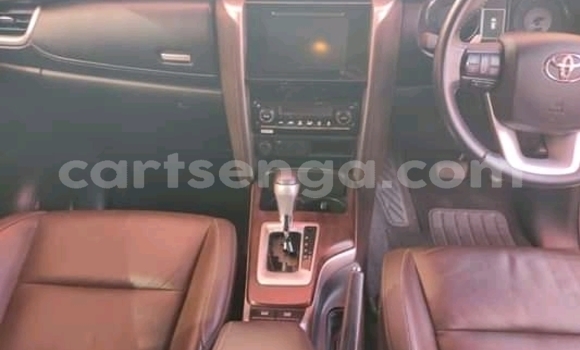 Buy Used Toyota Fortuner White Car in Ezulwini in Hhohho Buy Used Toyota Fortuner White Car in Ezulwini in Hhohho