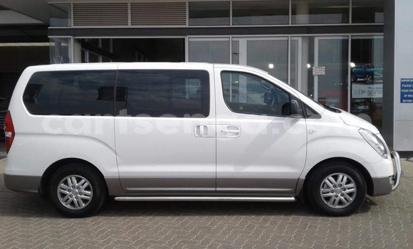 Acheter Occasion Voiture Hyundai H1 Gris à Mbabane, Manzini Acheter Occasion Voiture Hyundai H1 Gris à Mbabane, Manzini